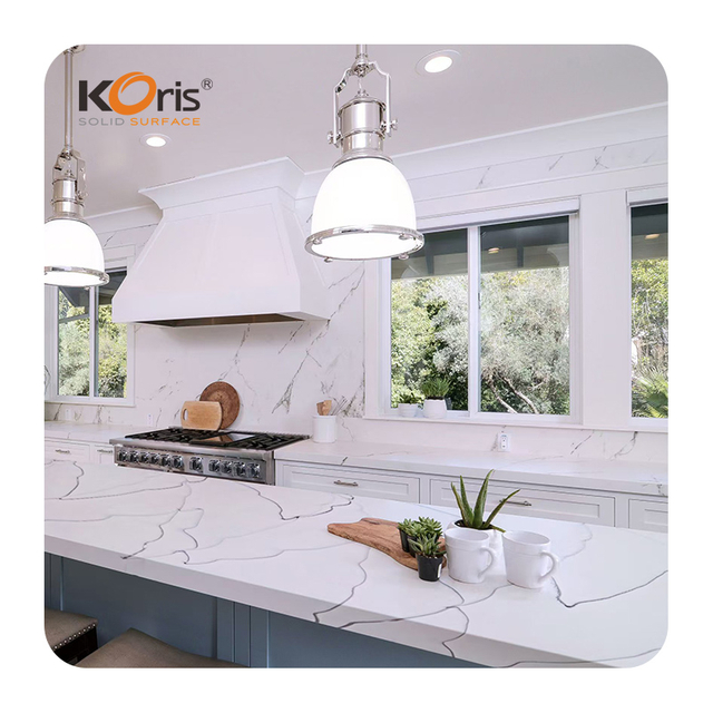 ใหม่หินอ่อนสีขาว Koris ยี่ห้อหินเทียมแผ่นดัดแปลงพื้นผิวอะคริลิแข็งสำหรับเคาน์เตอร์ห้องครัว